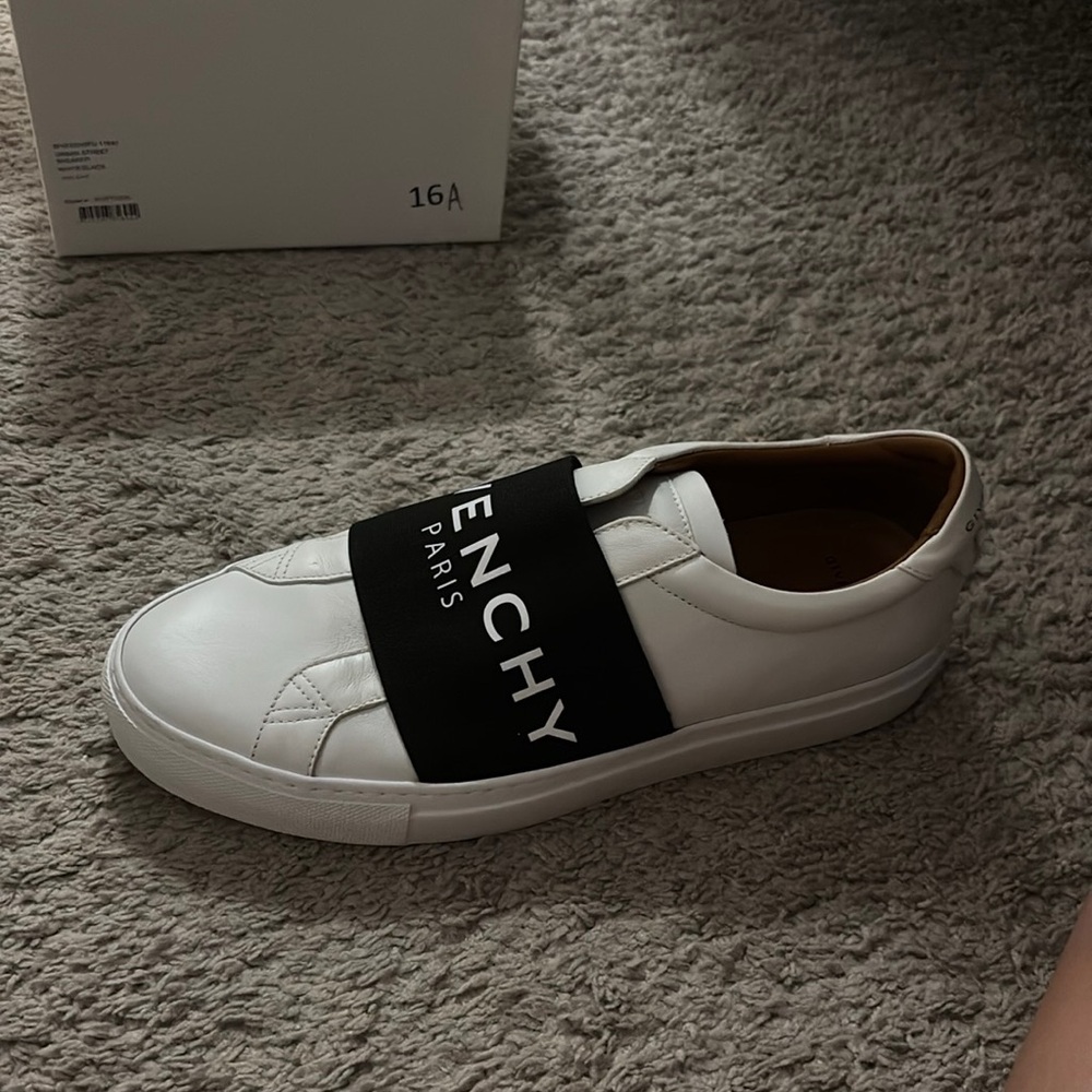Givenchy White and Black Leather Sneakers